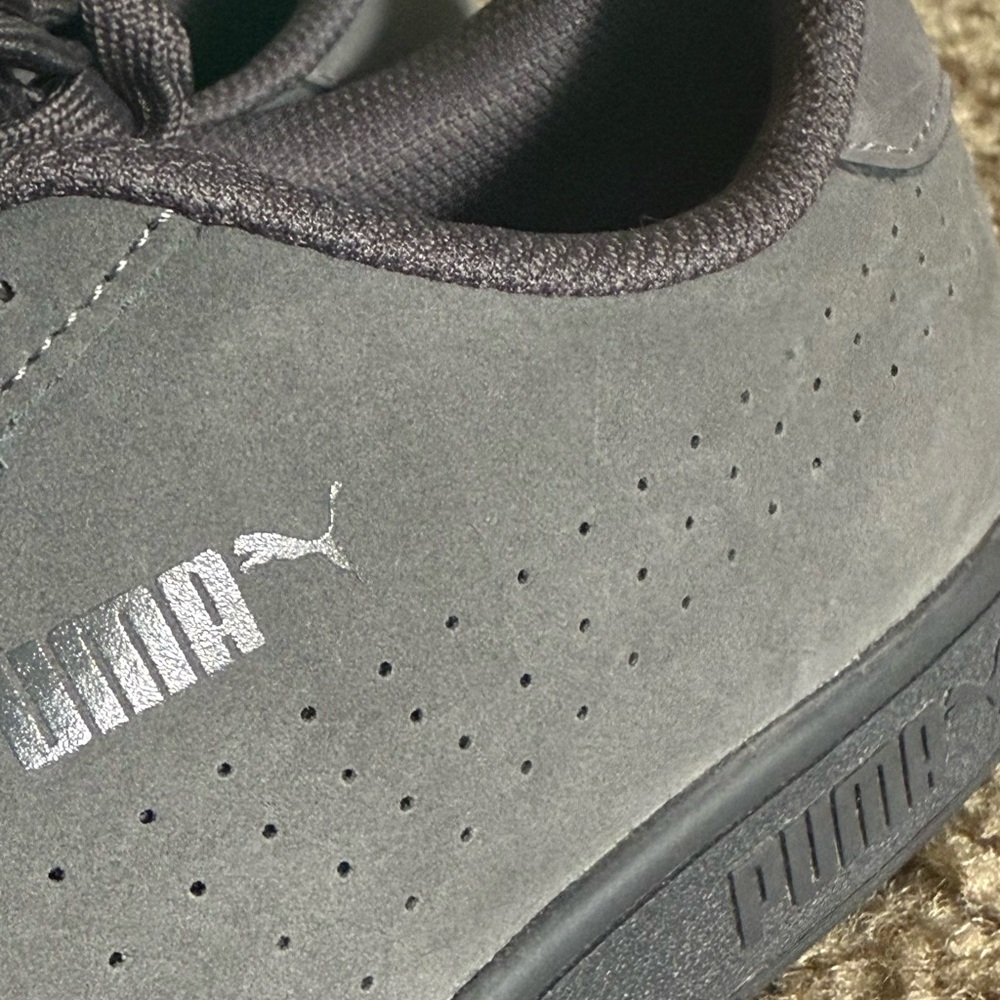 Puma Smash v2 L Gray Sneakers US 10 EU 43 Leather Casual - Picture 9 of 9